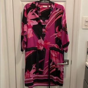 3/4 length sleeve dress.. gently used - wore once.